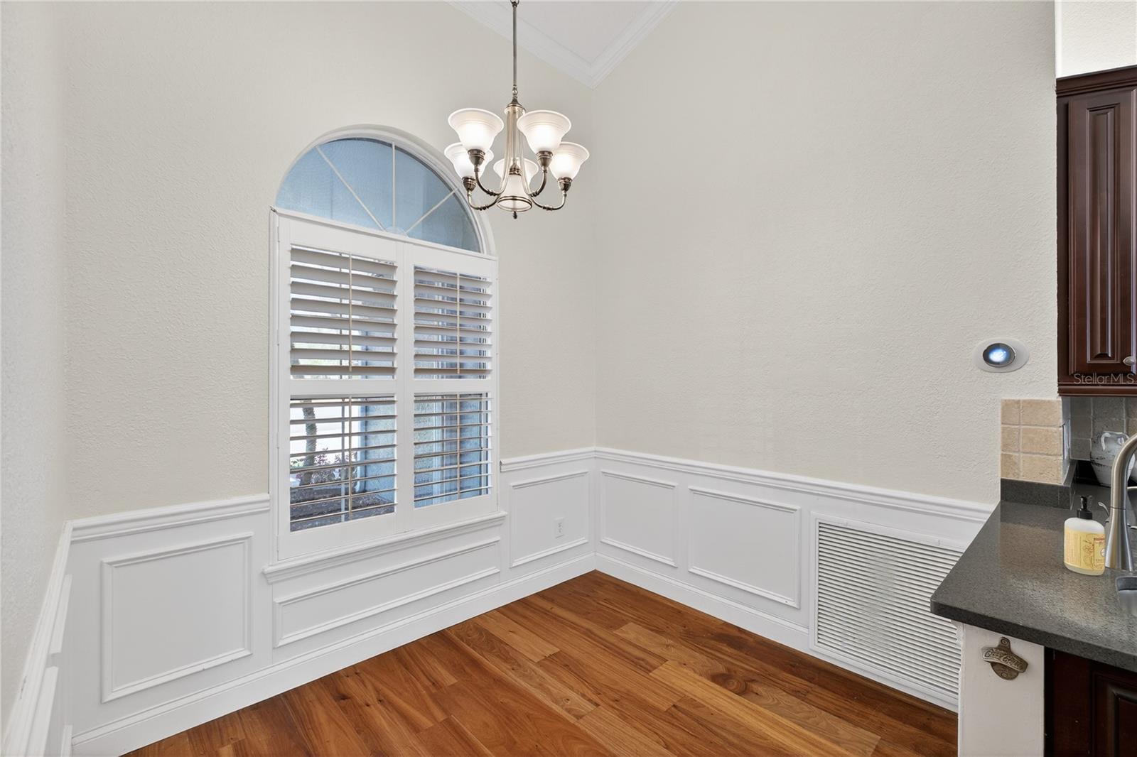 TALL TREES - Residential