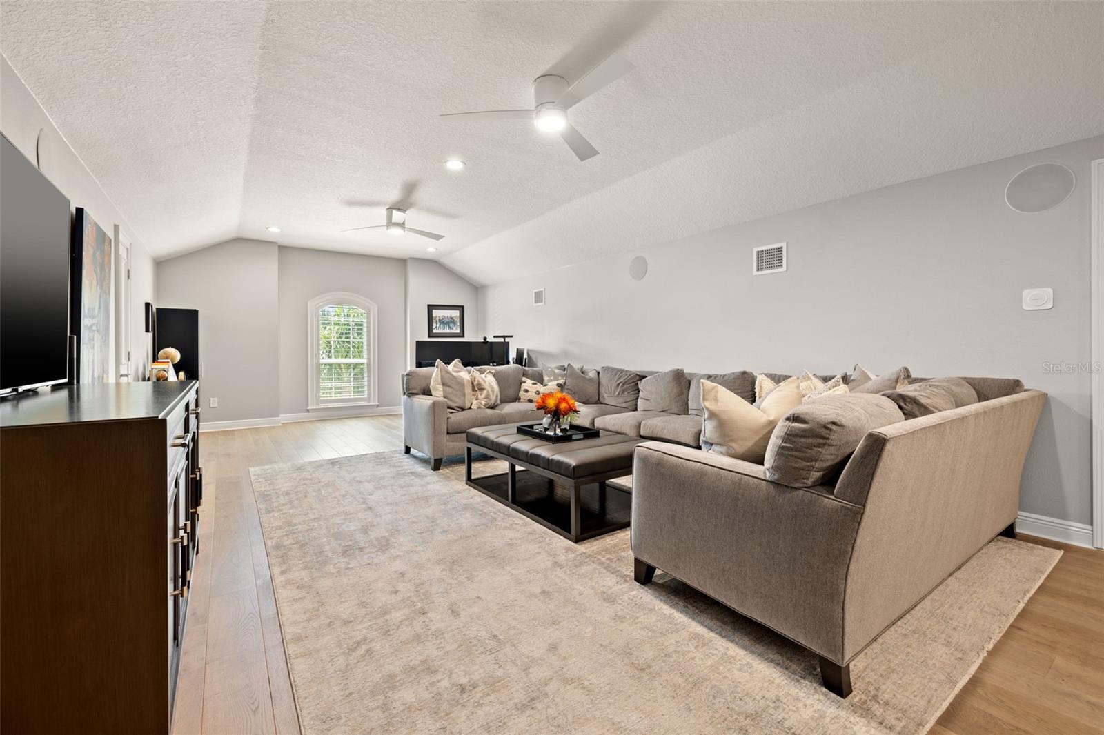 SNELL ISLE SHORES - Residential