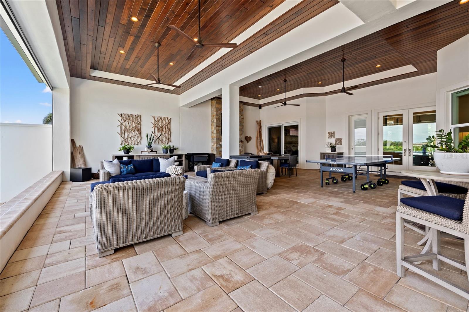 SNELL ISLE SHORES - Residential