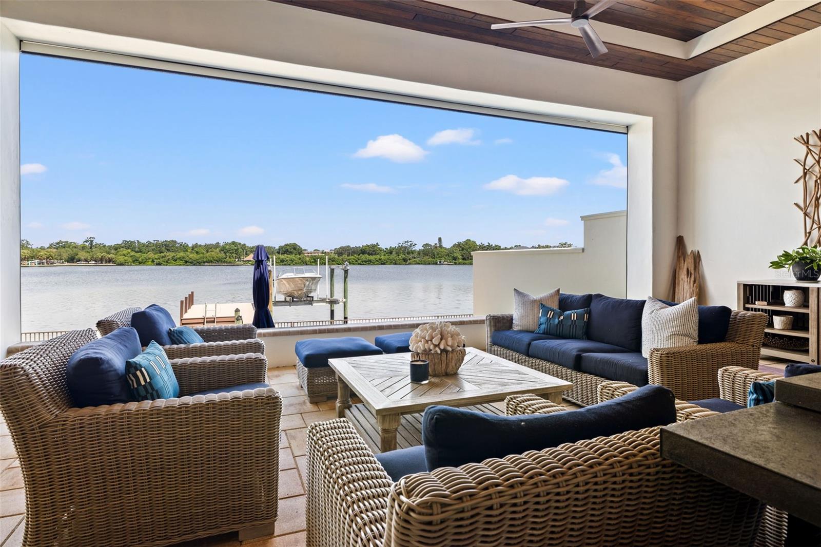 SNELL ISLE SHORES - Residential