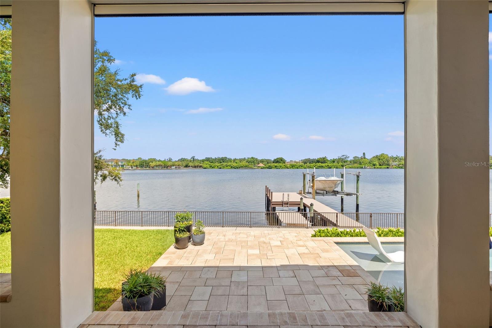 SNELL ISLE SHORES - Residential