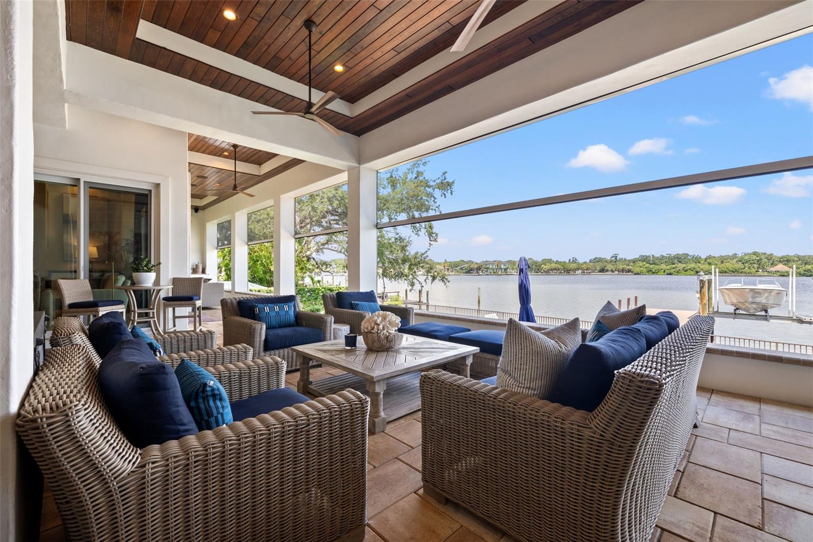 SNELL ISLE SHORES - Residential