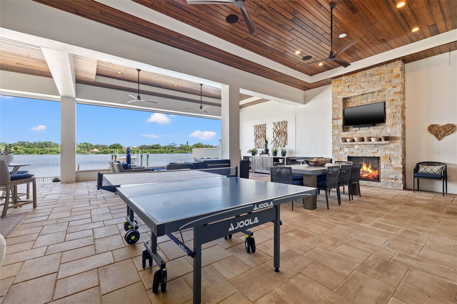 SNELL ISLE SHORES - Residential