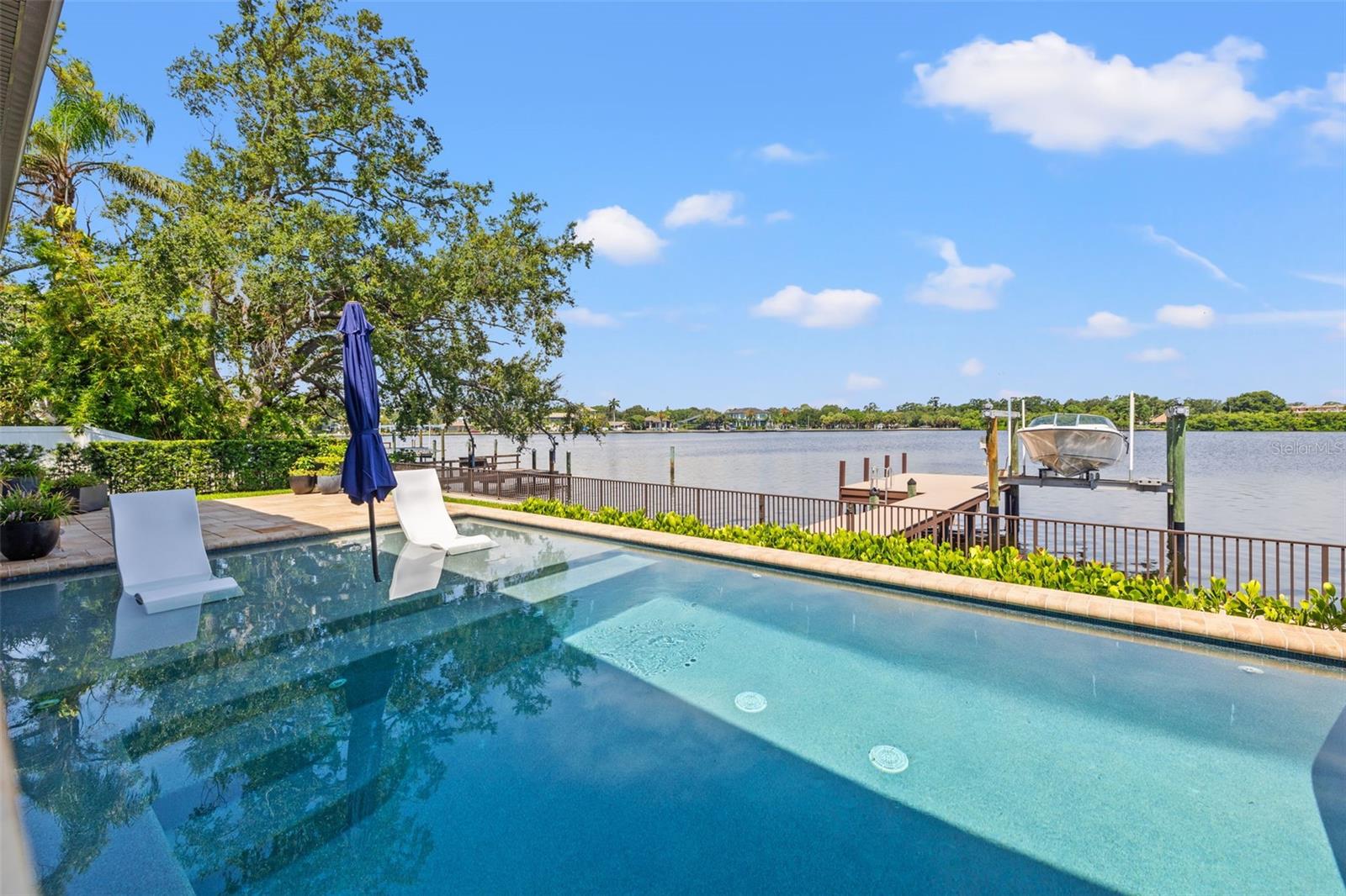 SNELL ISLE SHORES - Residential