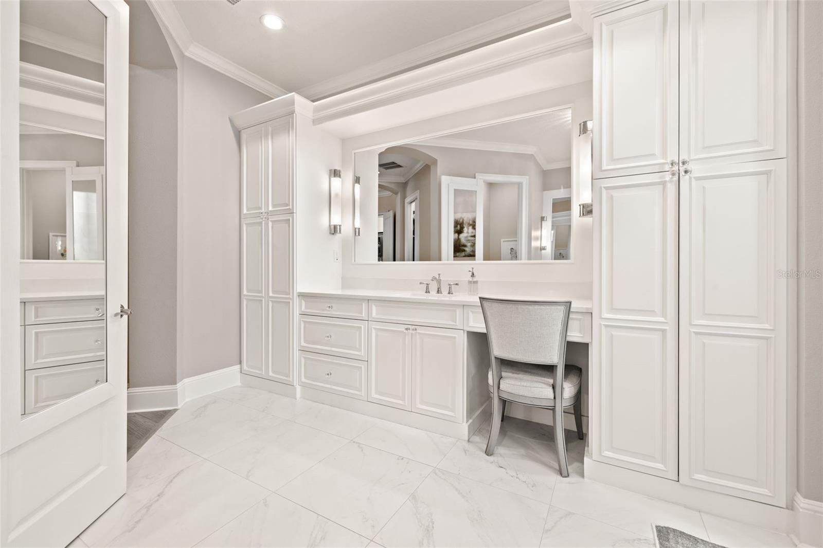 SNELL ISLE SHORES - Residential