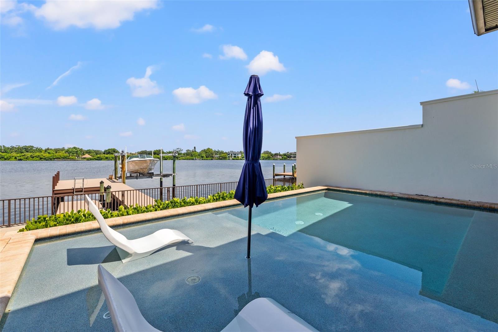 SNELL ISLE SHORES - Residential