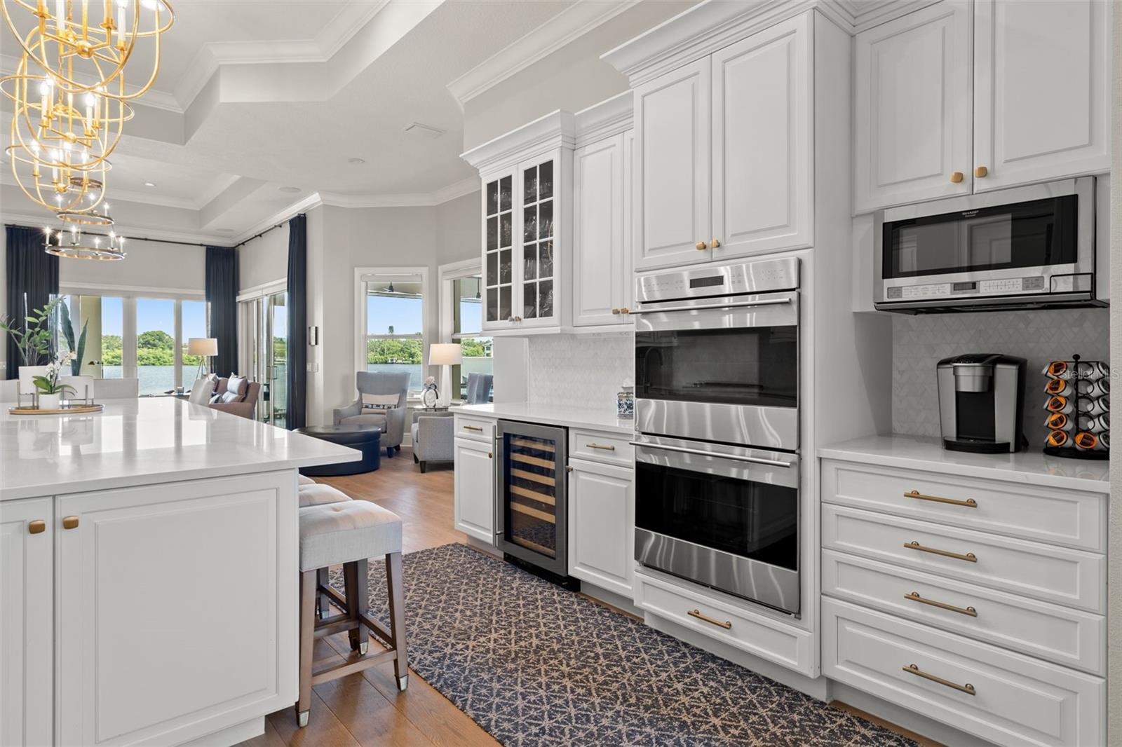 SNELL ISLE SHORES - Residential