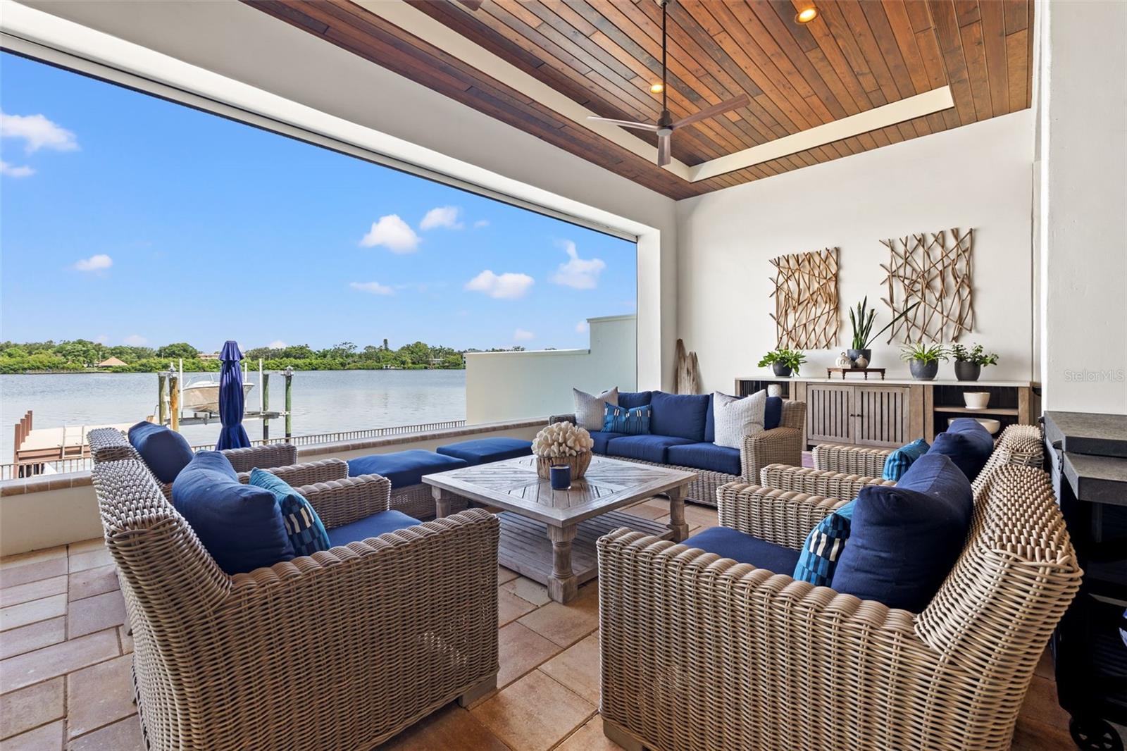 SNELL ISLE SHORES - Residential