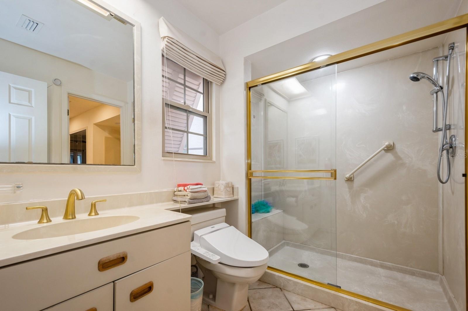 COQUILLE - Residential Lease