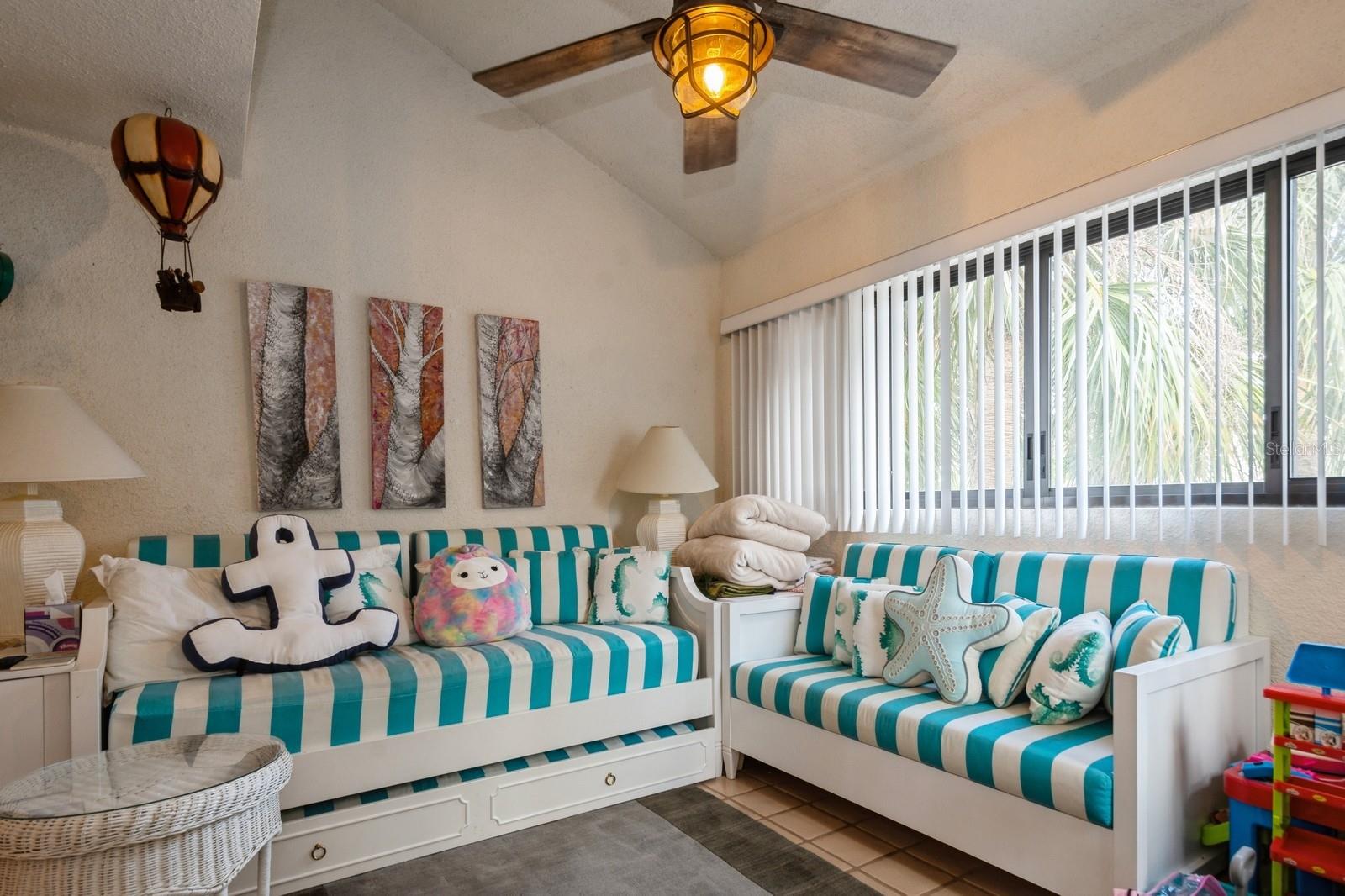 COQUILLE - Residential Lease