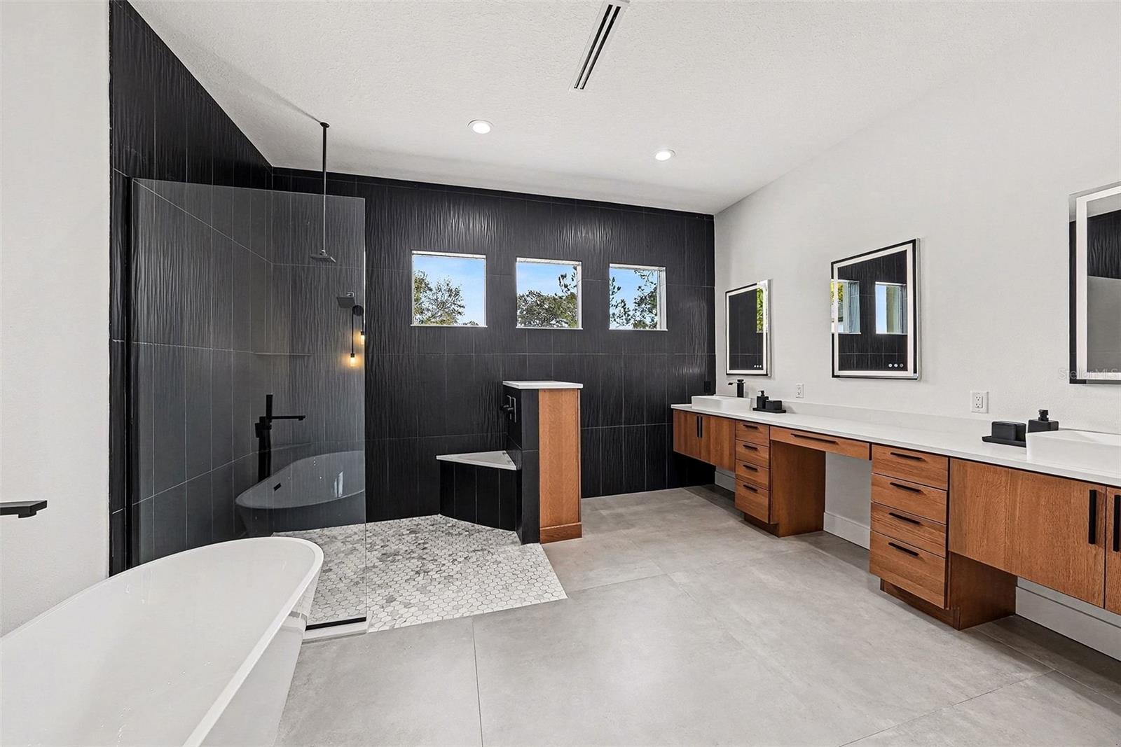 MEADOWBROOK ESTATES - Residential