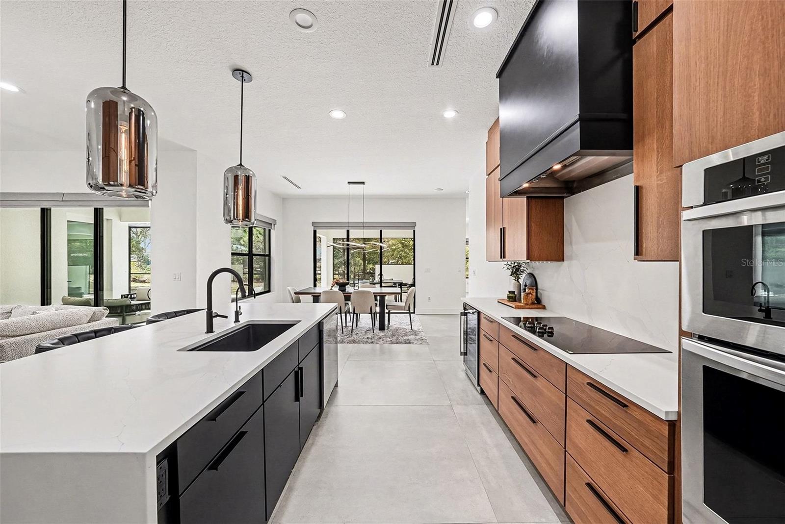 MEADOWBROOK ESTATES - Residential