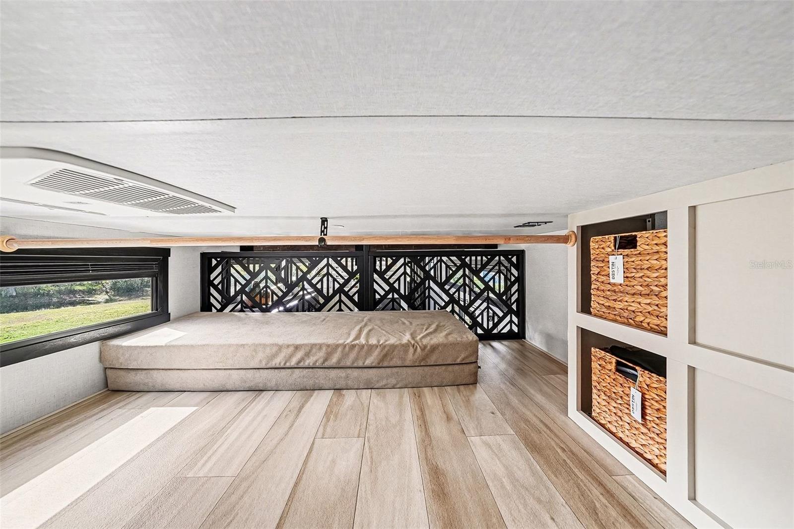 MEADOWBROOK ESTATES - Residential