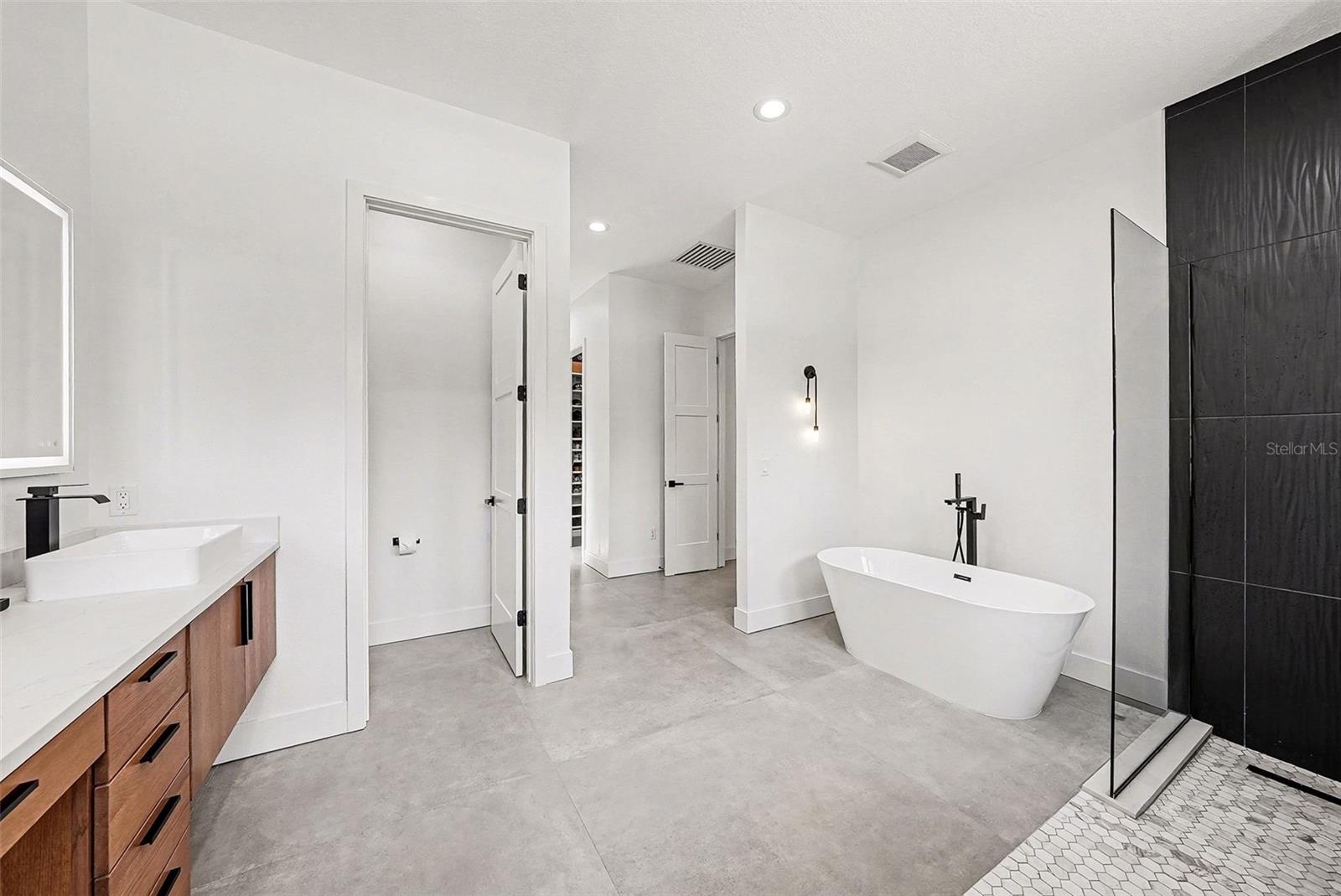 MEADOWBROOK ESTATES - Residential