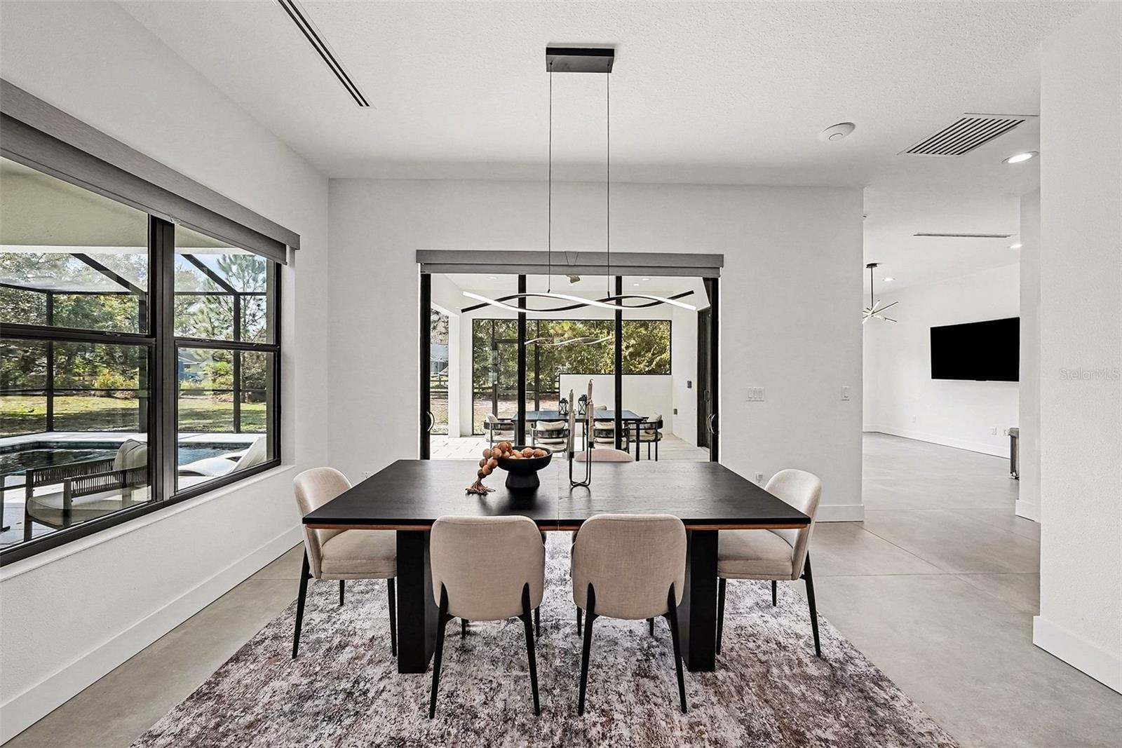 MEADOWBROOK ESTATES - Residential