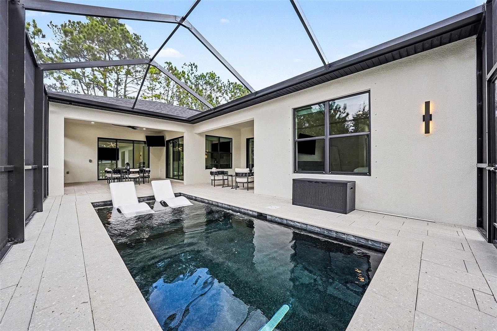 MEADOWBROOK ESTATES - Residential