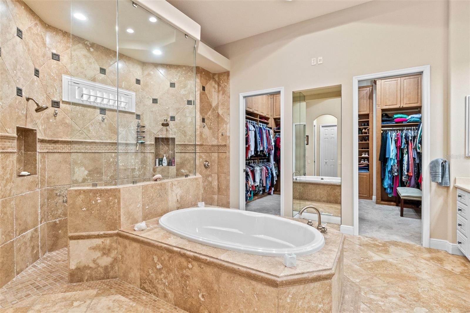 LAKEWOOD RANCH COUNTRY CLUB VILLAGE DD 1&2 - Residential