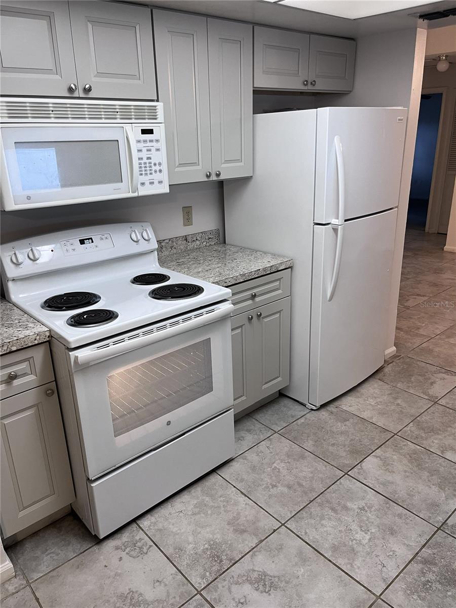 KINGSWAY OAKS PH 1 - Residential Lease