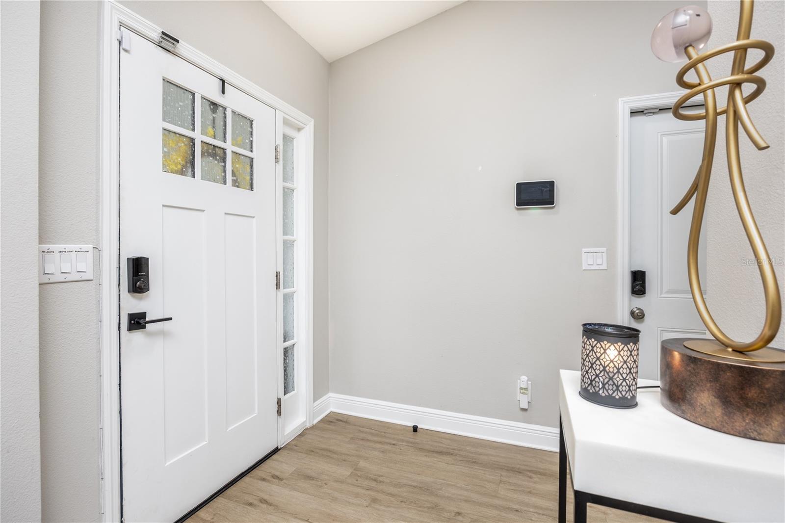 CEDAR WOODS - Residential