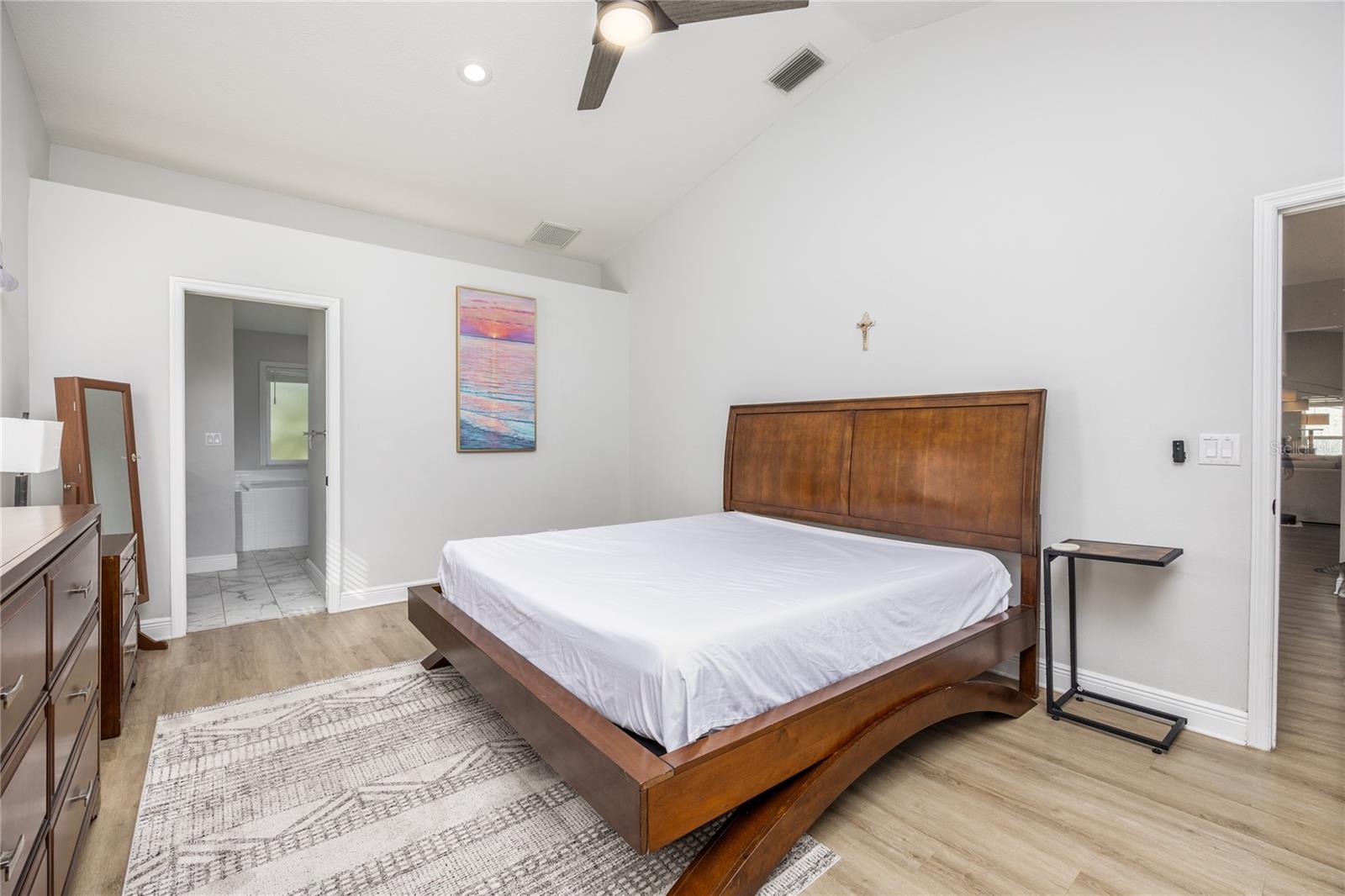 CEDAR WOODS - Residential