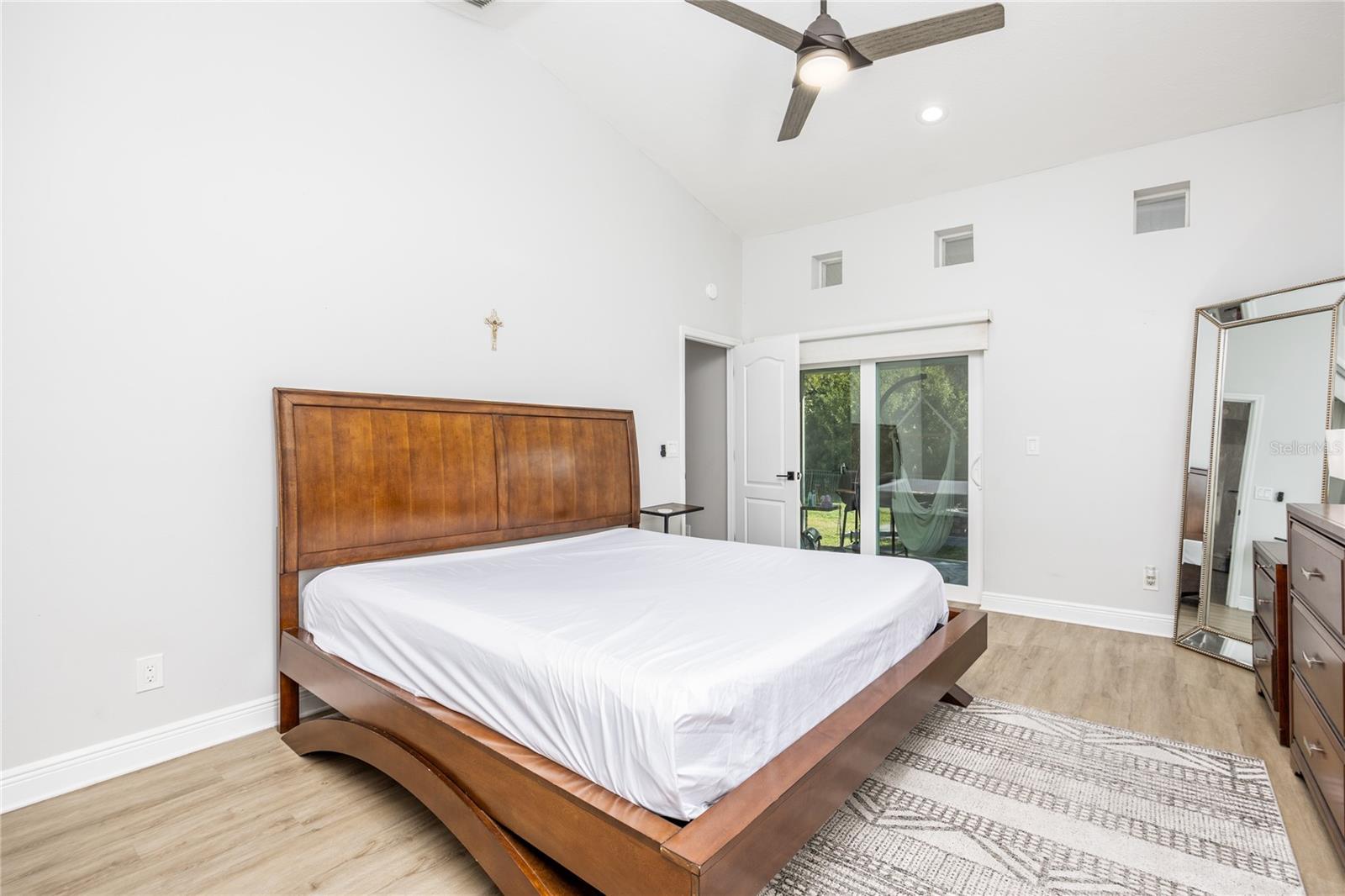 CEDAR WOODS - Residential