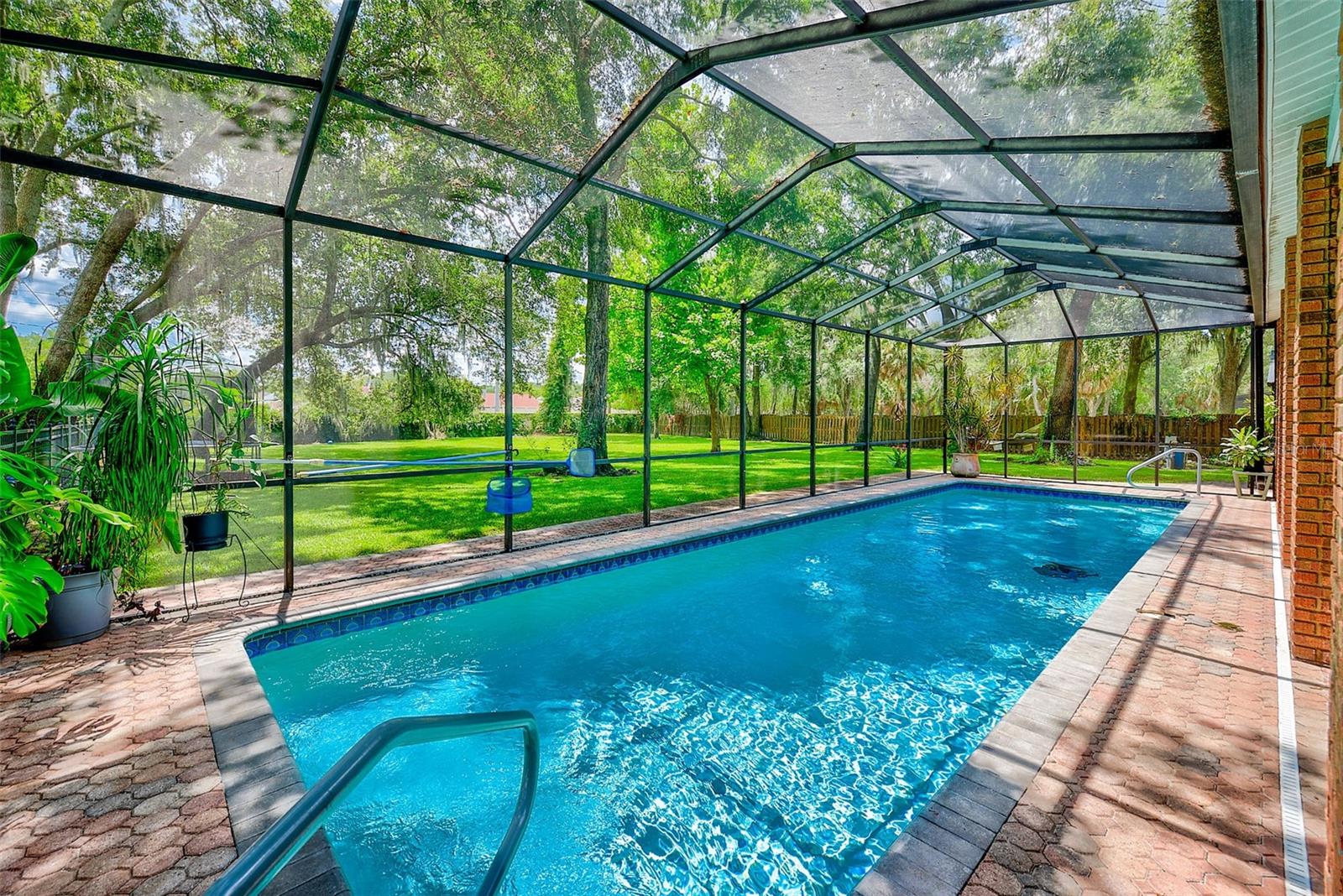 807 CENTERBROOK DRIVE