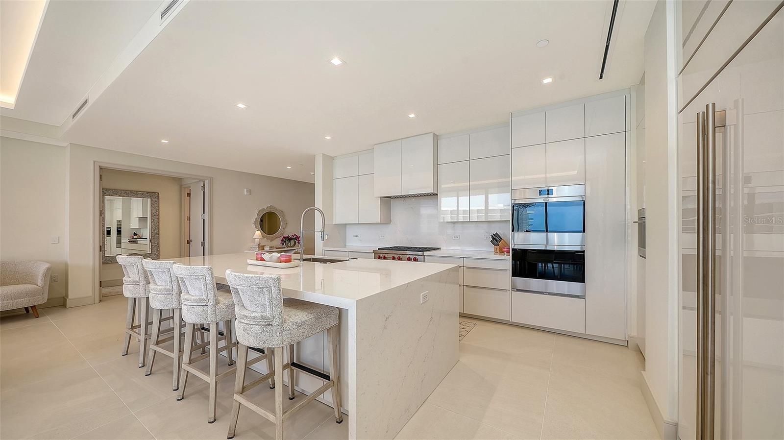 CONDOMINIUM RESIDENCES AT LONGBOAT KEY - Residential