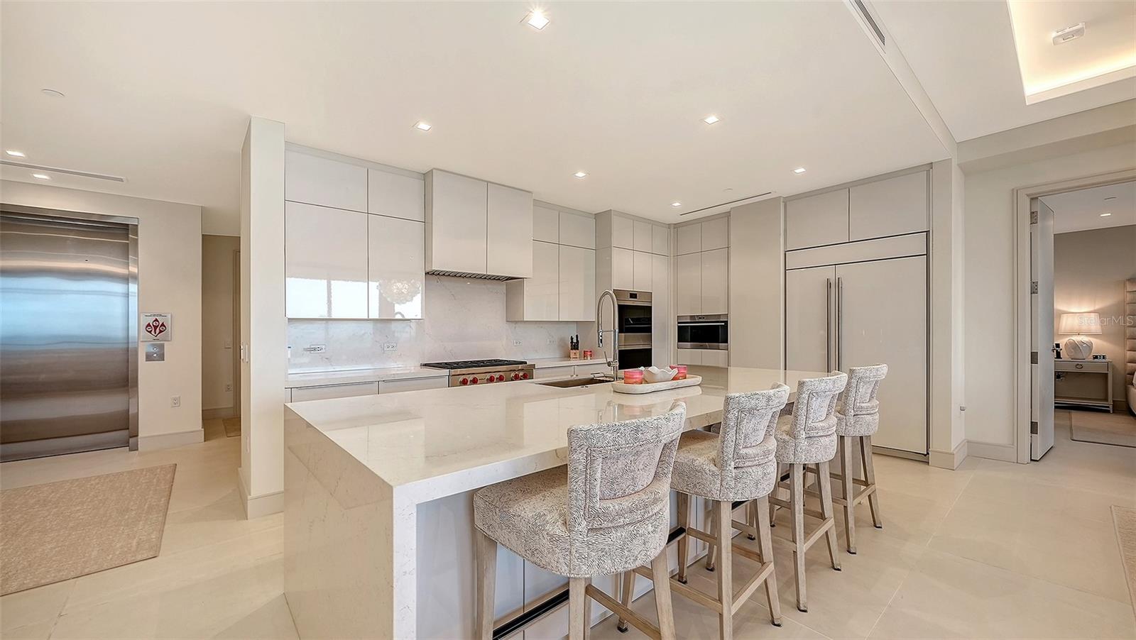 CONDOMINIUM RESIDENCES AT LONGBOAT KEY - Residential