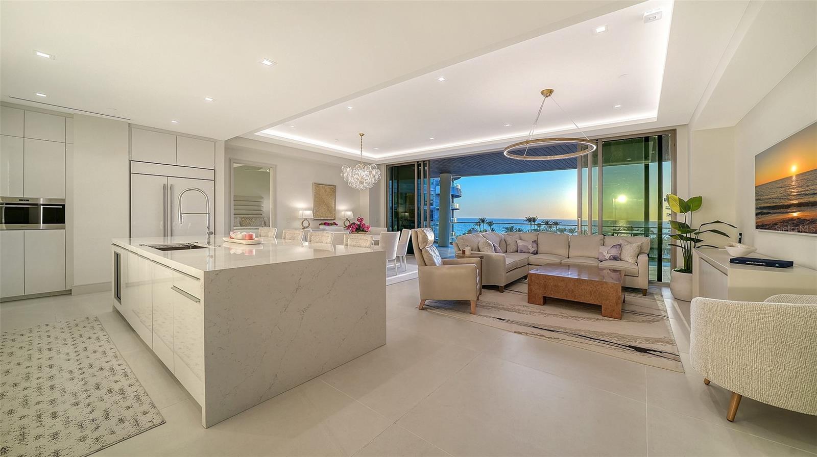 CONDOMINIUM RESIDENCES AT LONGBOAT KEY - Residential