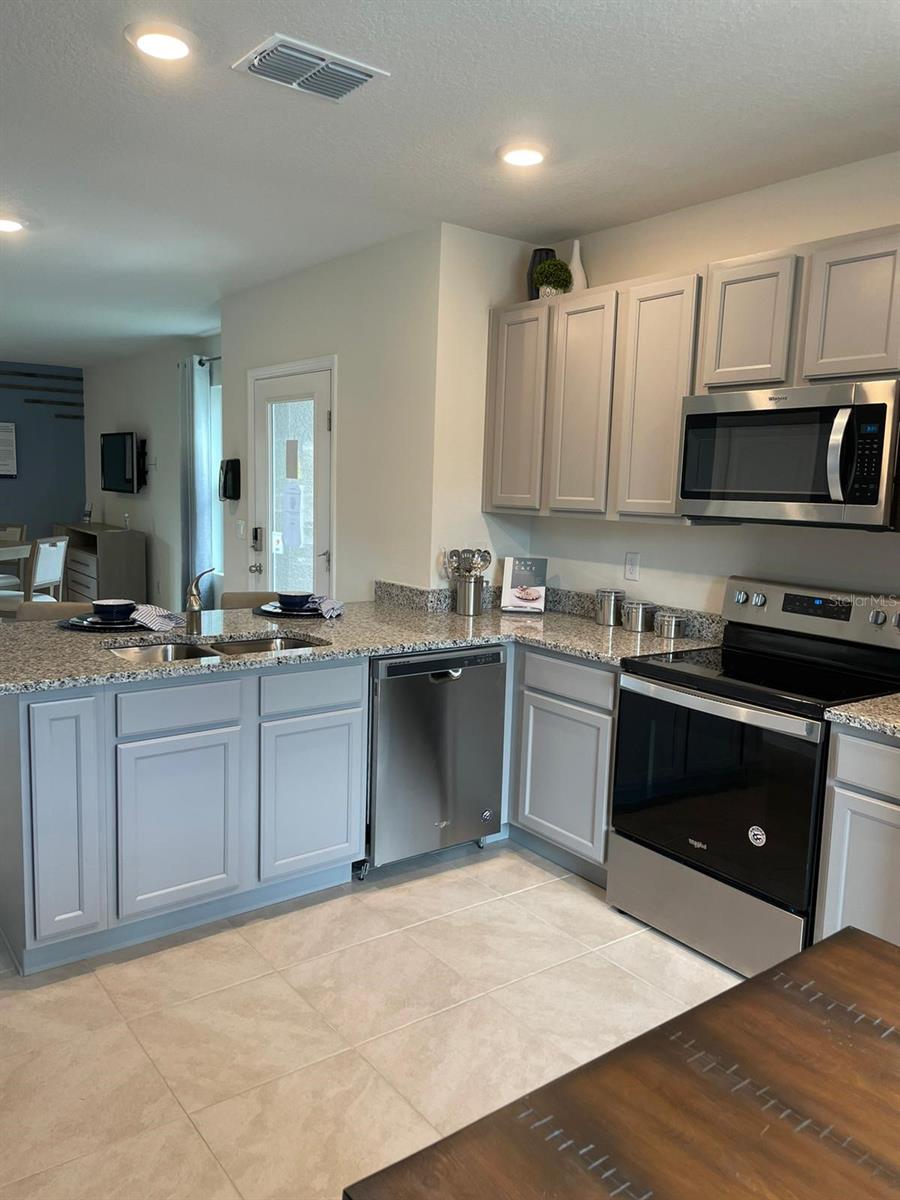4247 SHACKELFORD COURT