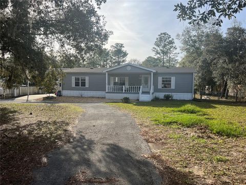 A home in HOMOSASSA