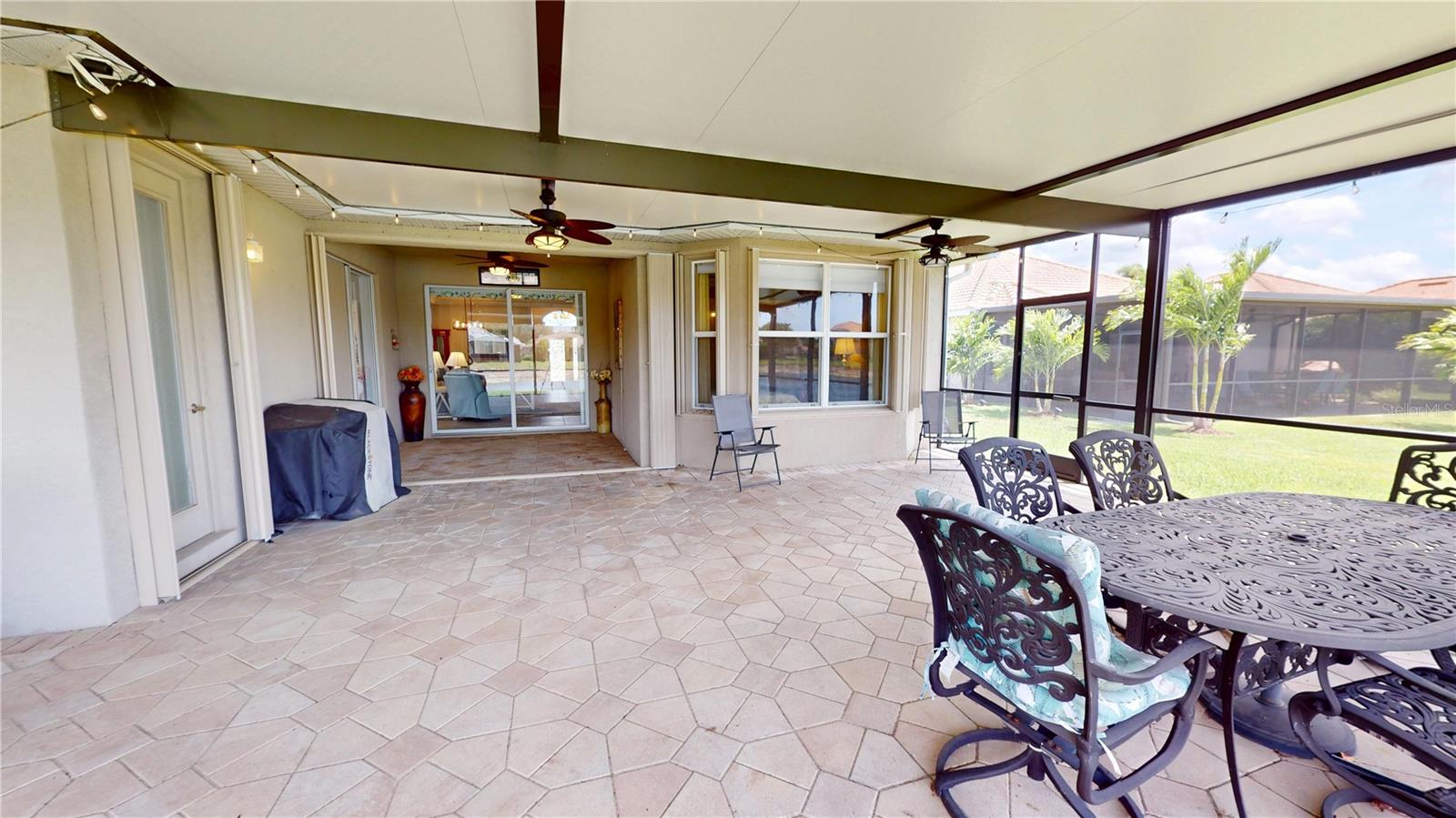 STONEYBROOK AT VENICE - Residential