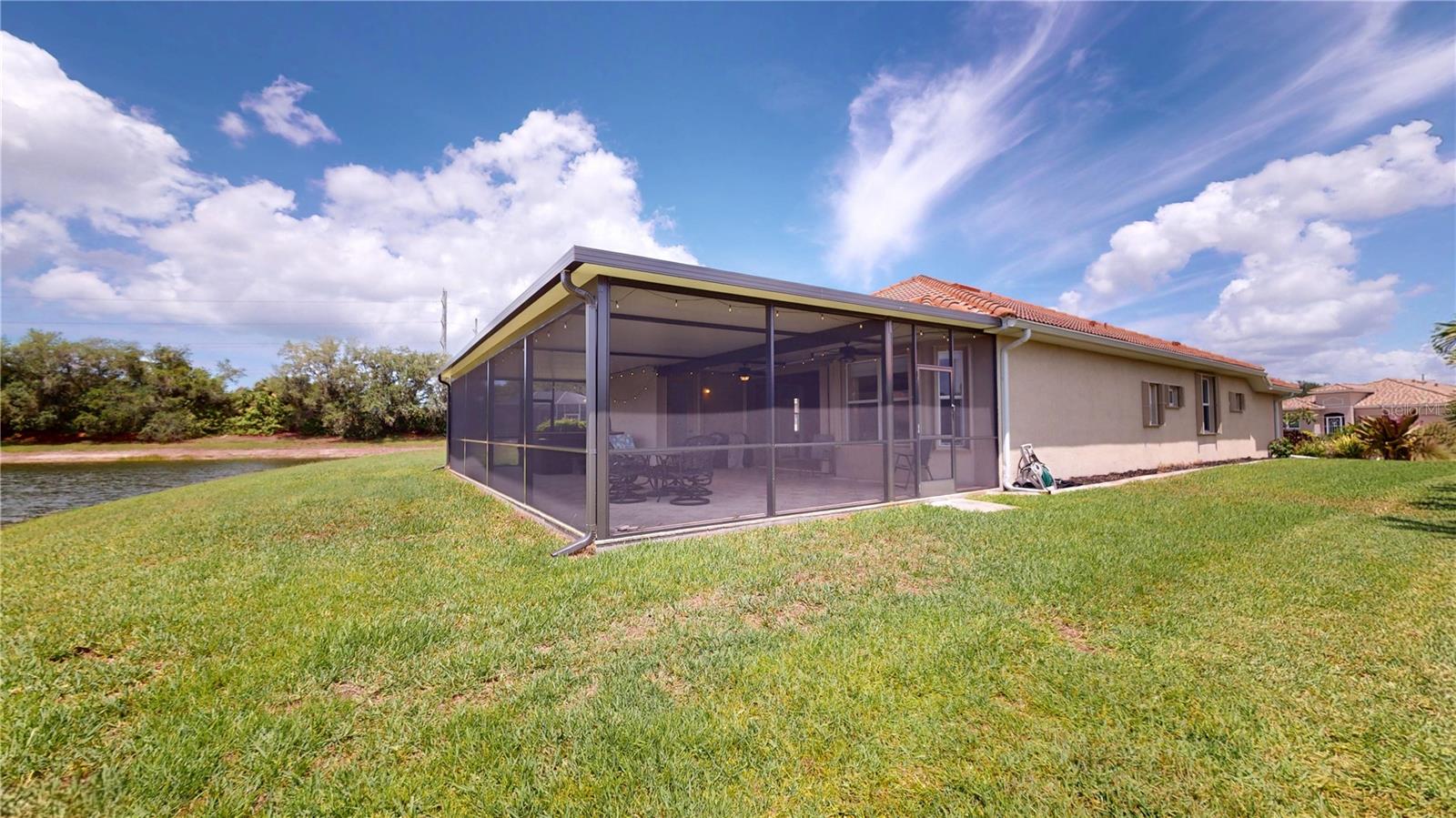 STONEYBROOK AT VENICE - Residential