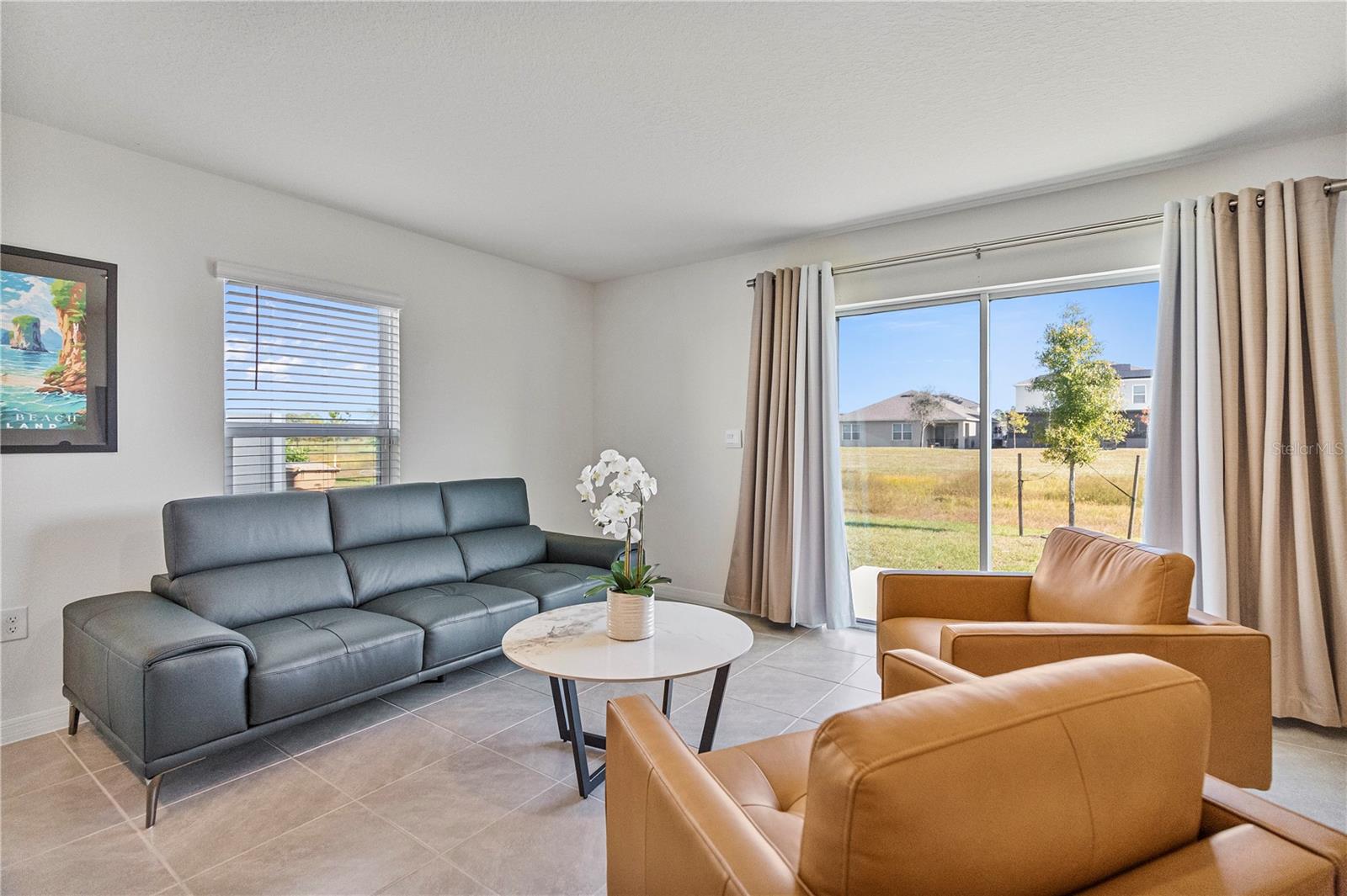 HARMONY WEST - Residential