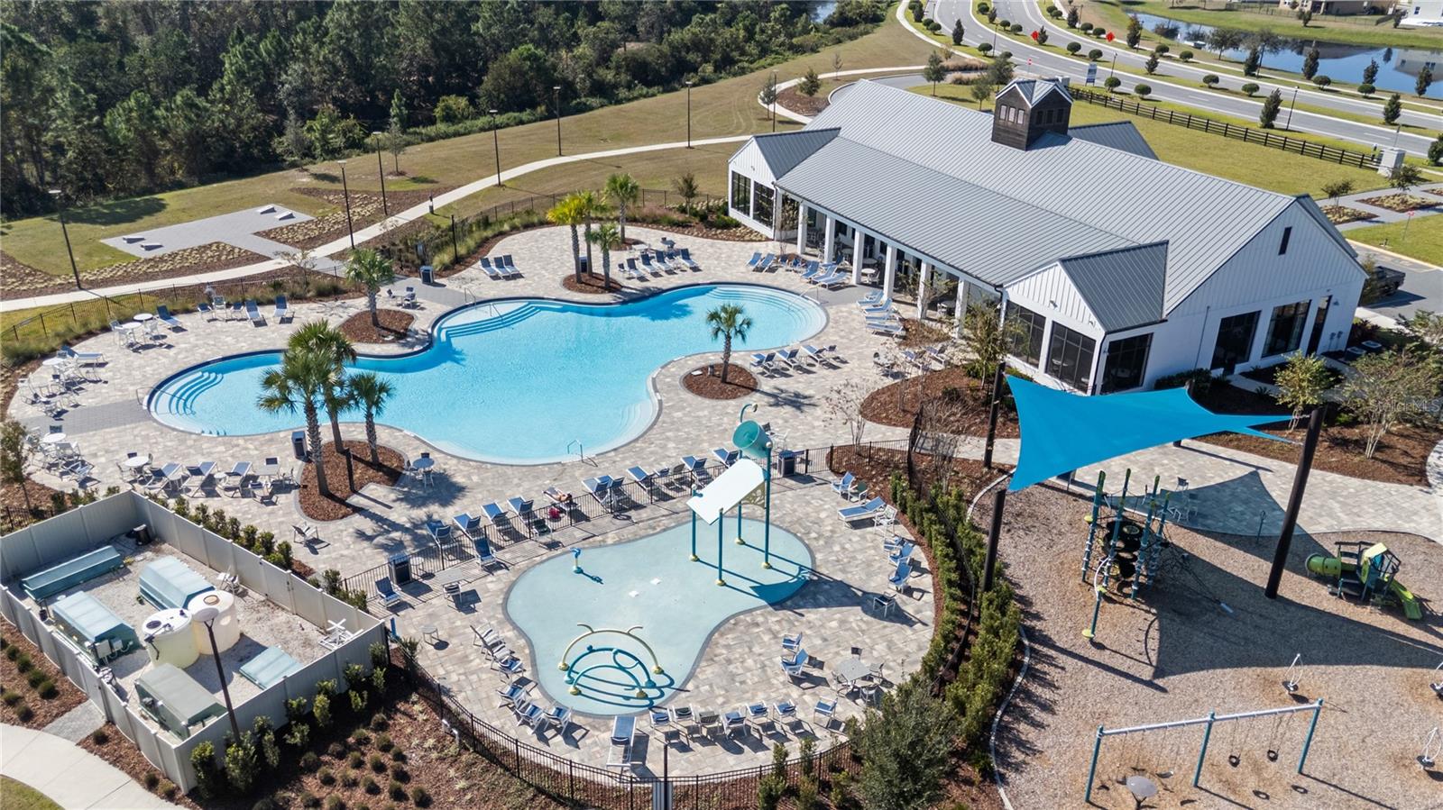 HARMONY WEST - Residential