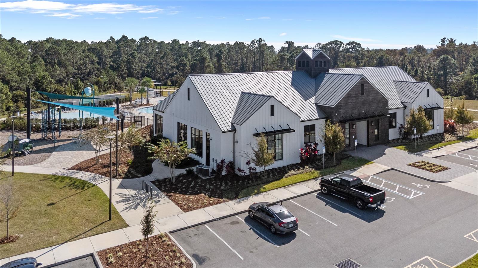 HARMONY WEST - Residential