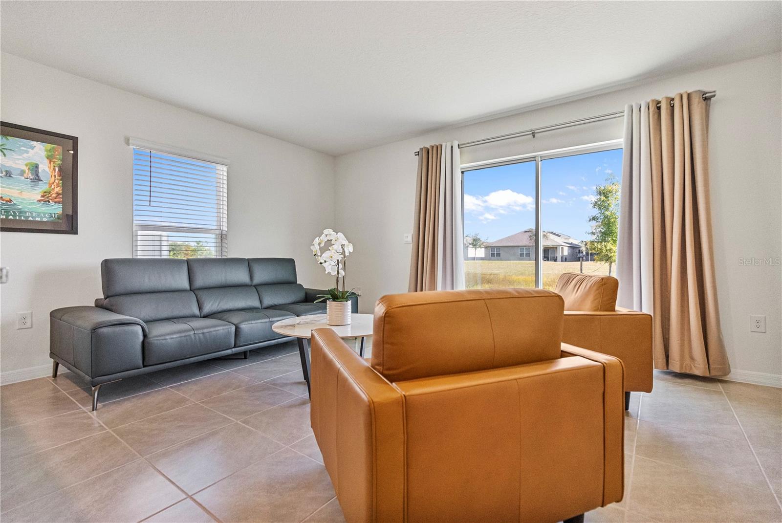 HARMONY WEST - Residential