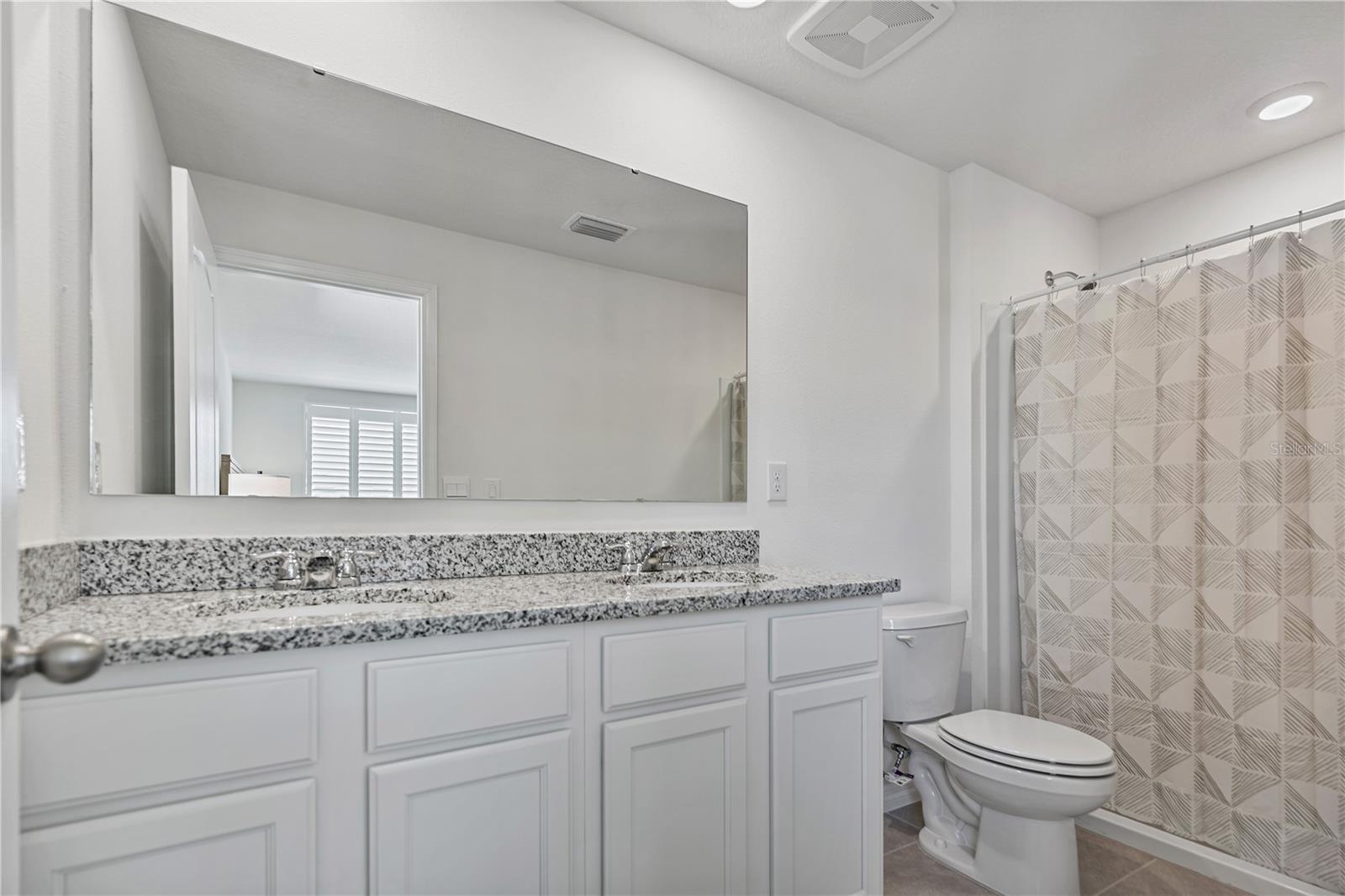 HARMONY WEST - Residential