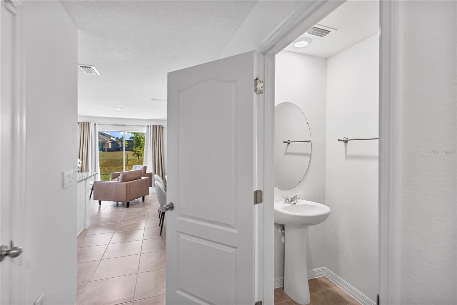 HARMONY WEST - Residential