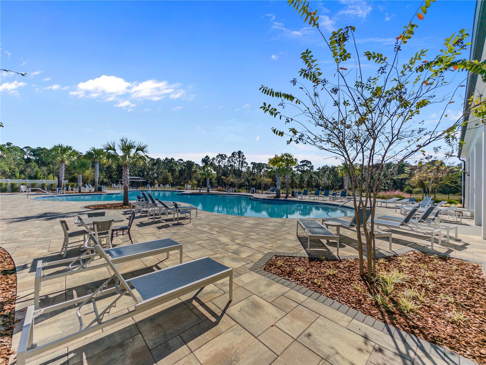 HARMONY WEST - Residential