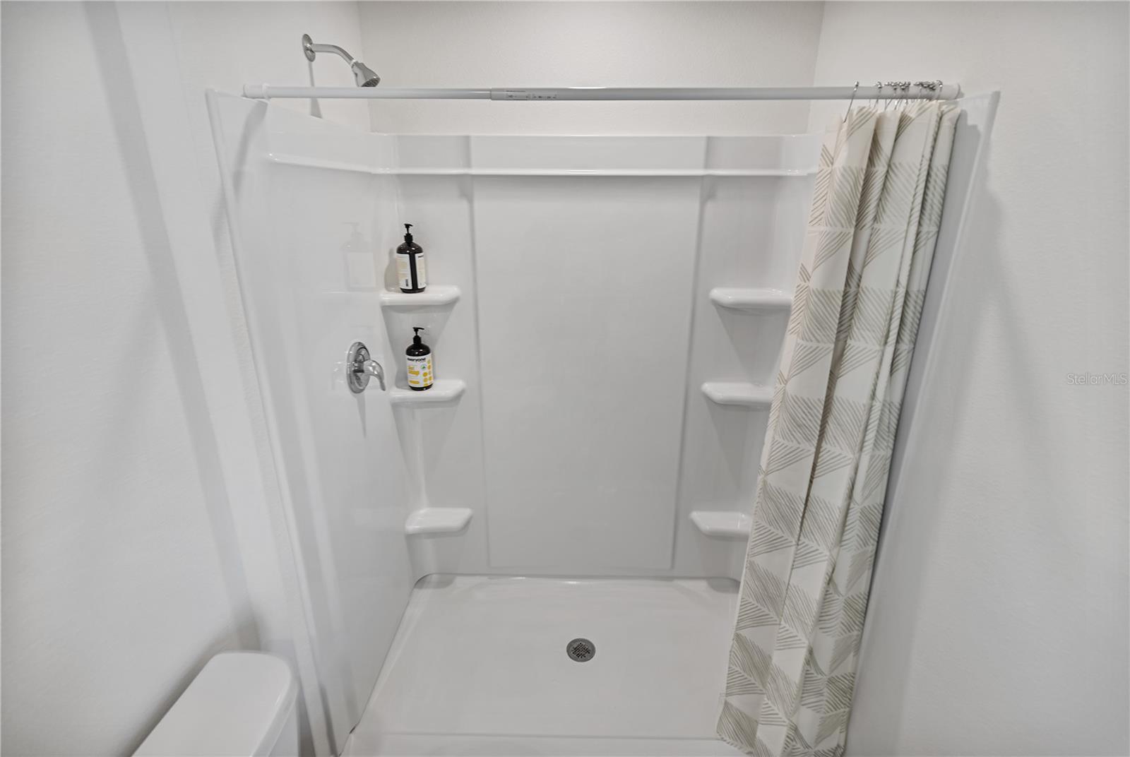 HARMONY WEST - Residential