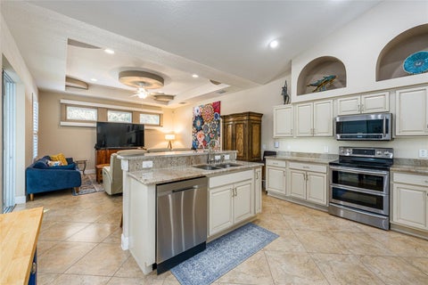 Tiny photo for 8353 SE 162nd Street, Summerfield, FL 34491 (MLS # G5109257)