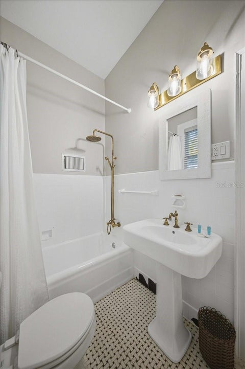 Tiny photo for 728 E Fort King Street, Ocala, FL 34471 (MLS # OM734671)