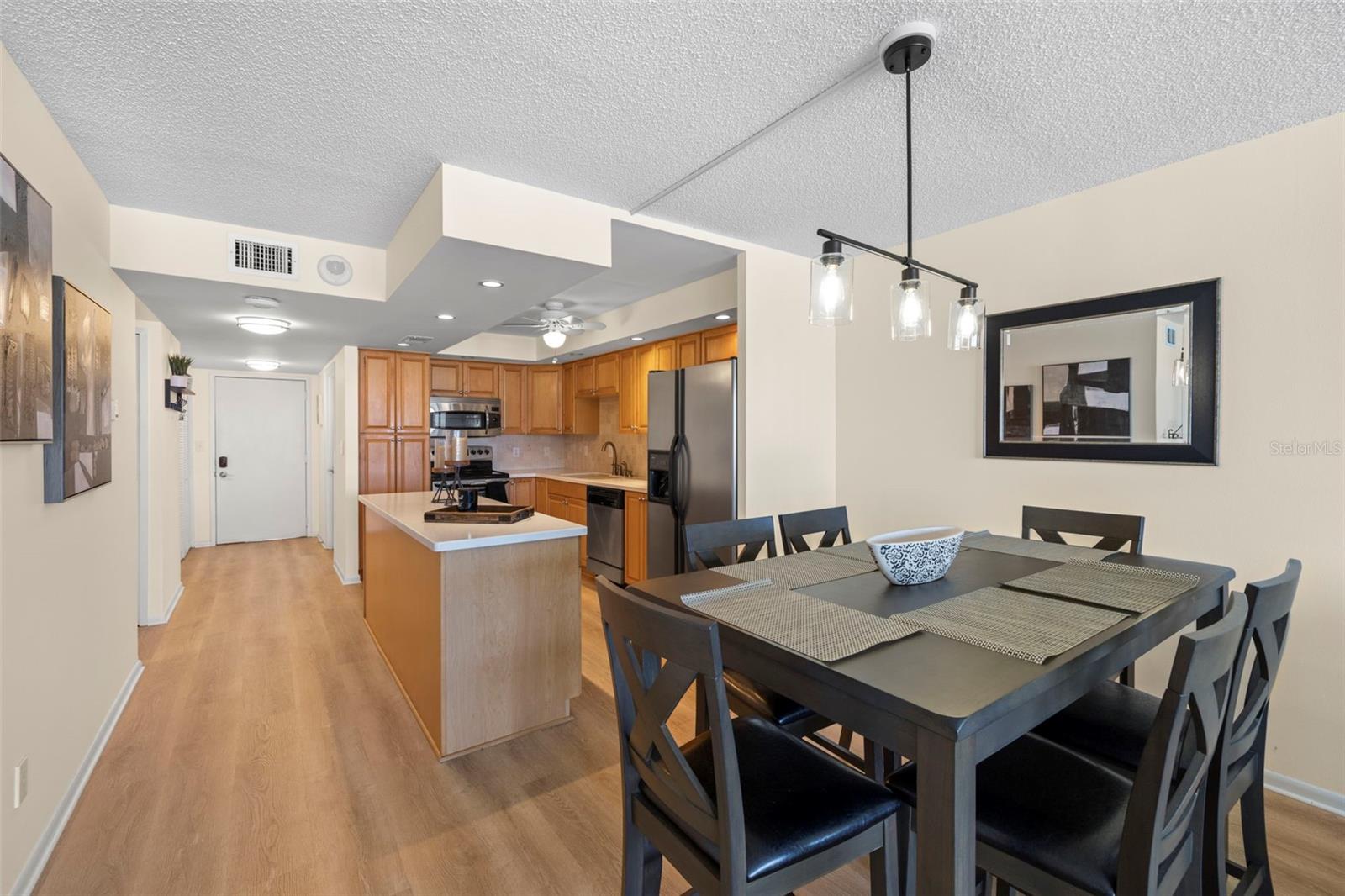 COURAGEOUS THE CONDO - Residential Lease