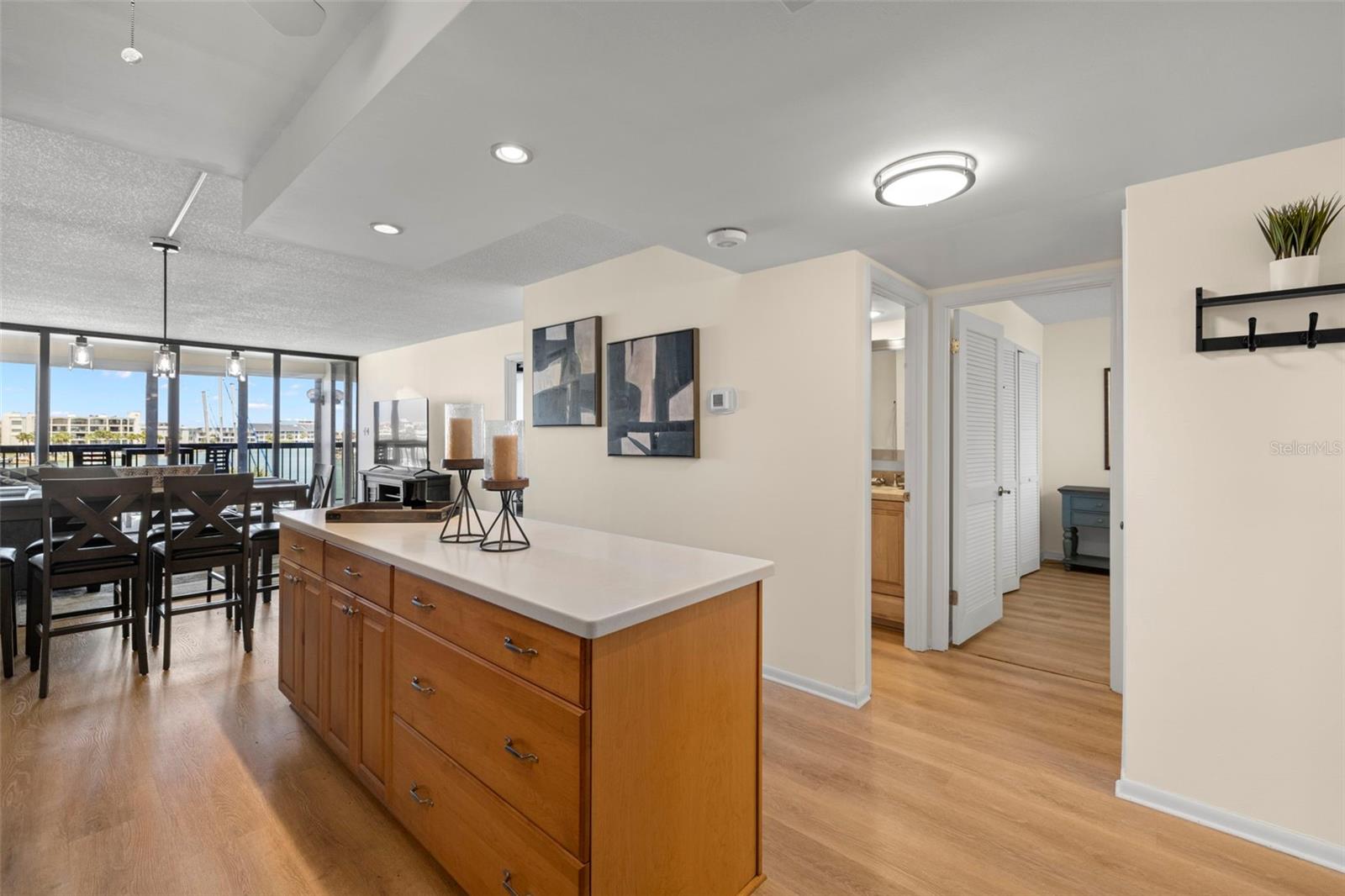 COURAGEOUS THE CONDO - Residential Lease