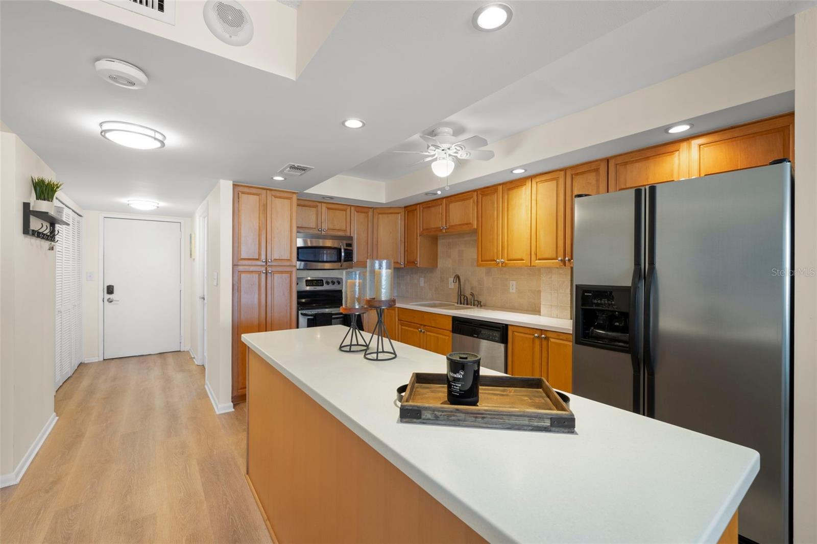 COURAGEOUS THE CONDO - Residential Lease