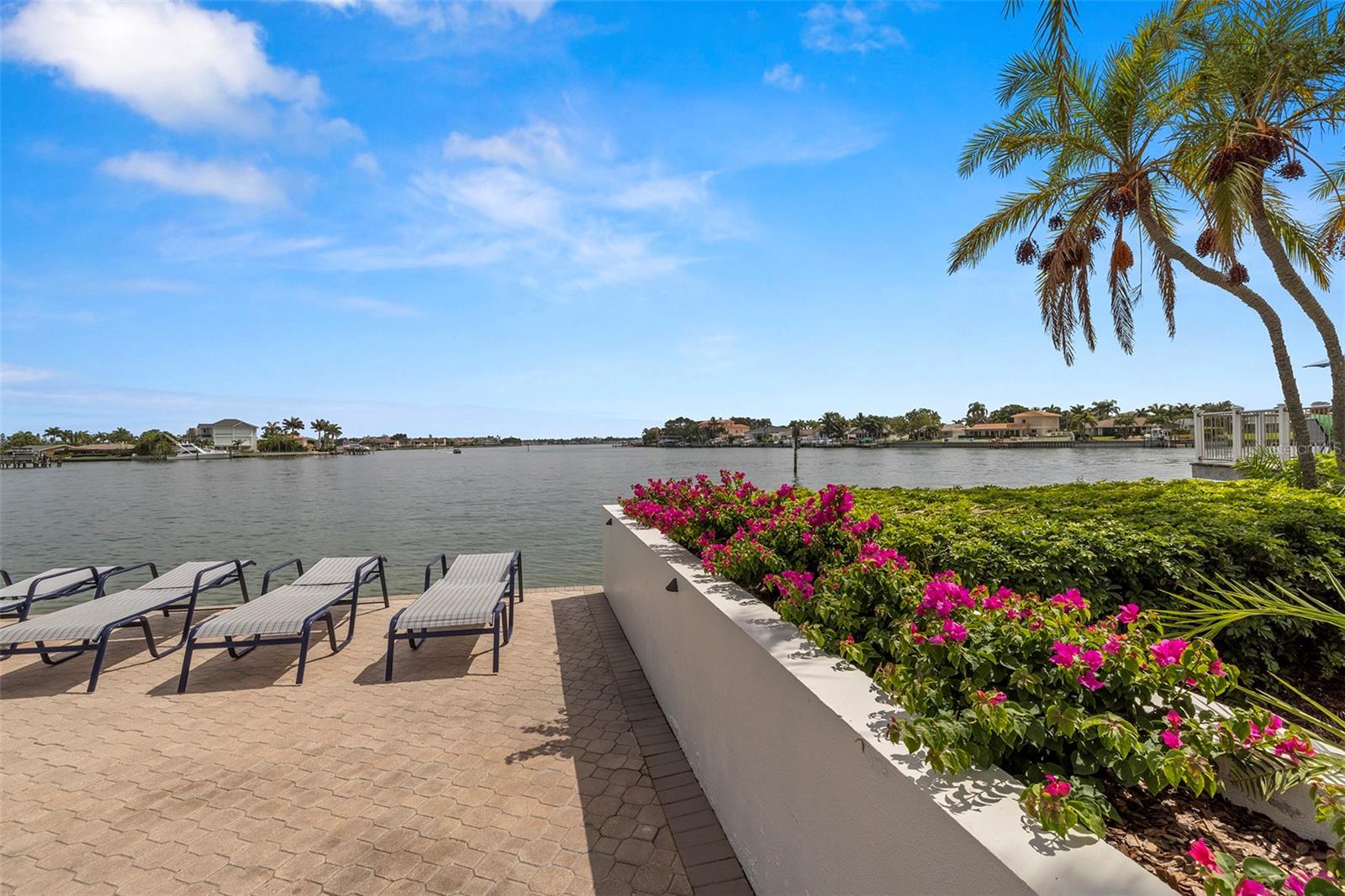 COURAGEOUS THE CONDO - Residential Lease