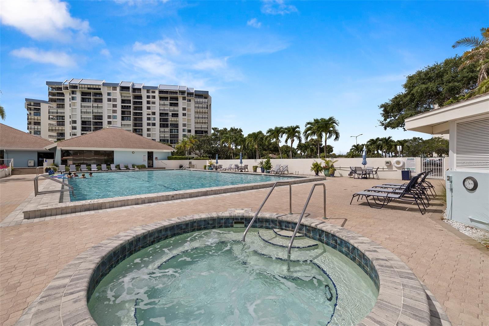 COURAGEOUS THE CONDO - Residential Lease