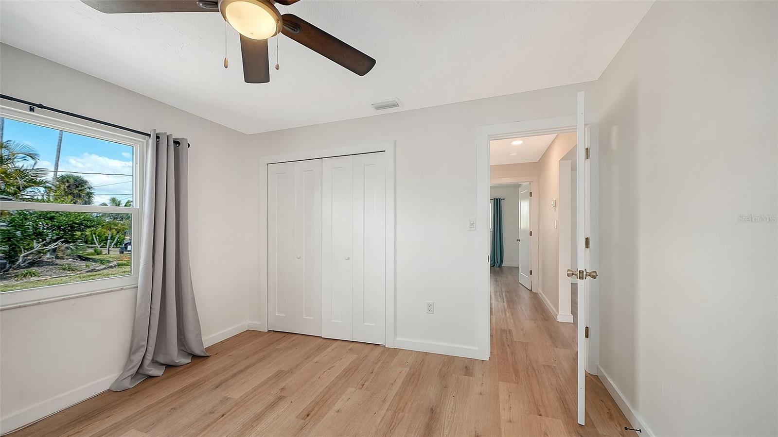 SORRENTO SHORES - Residential