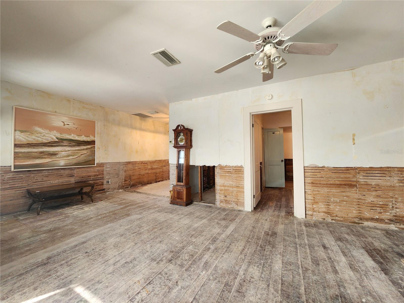 BRADEN CASTLE PARK - Residential